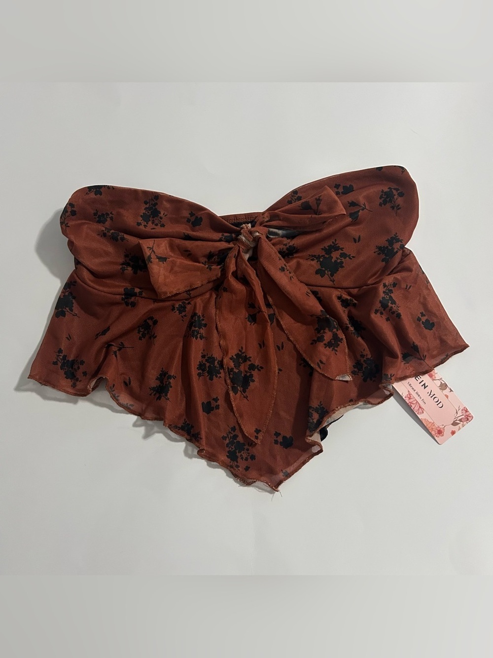 ⚡️ NWT Rust Halter Top with Black Floral